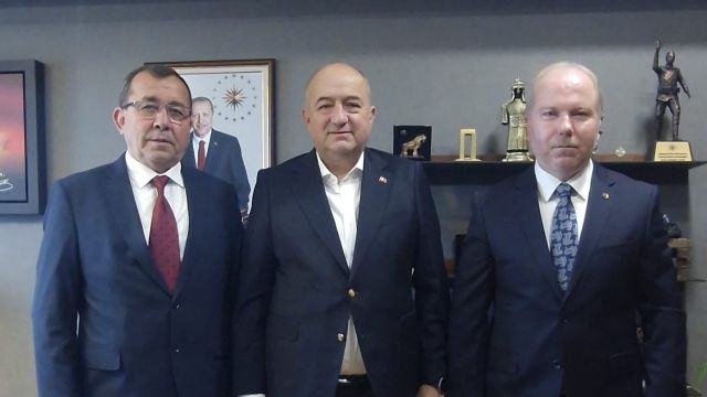 Biga Ticaret Borsasından Ayhan Gider Vekilimize TBMM’de Ziyaret